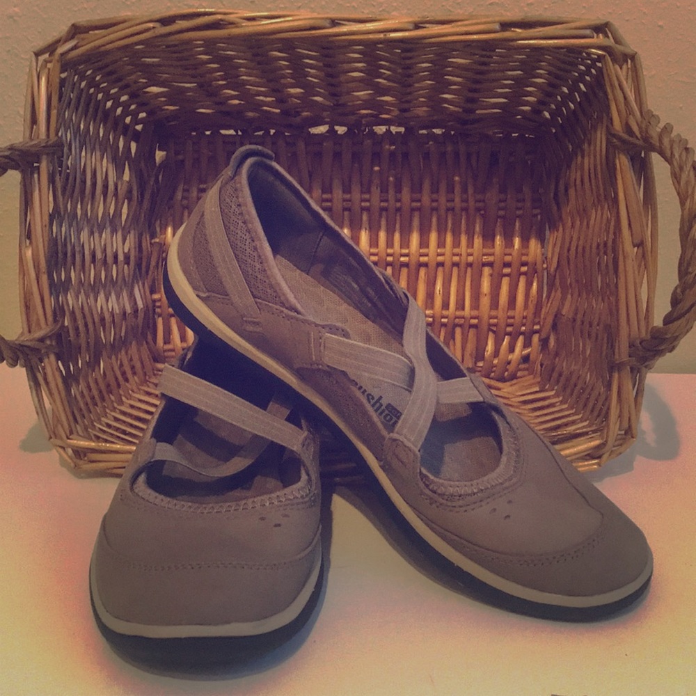 Women’s Clark’s Soft Cushion Slip-Ons